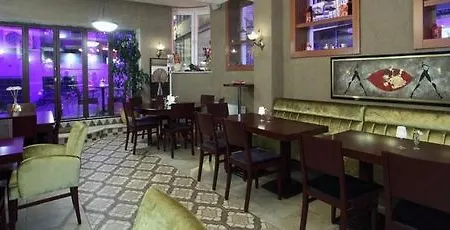 بيت شباب Galata