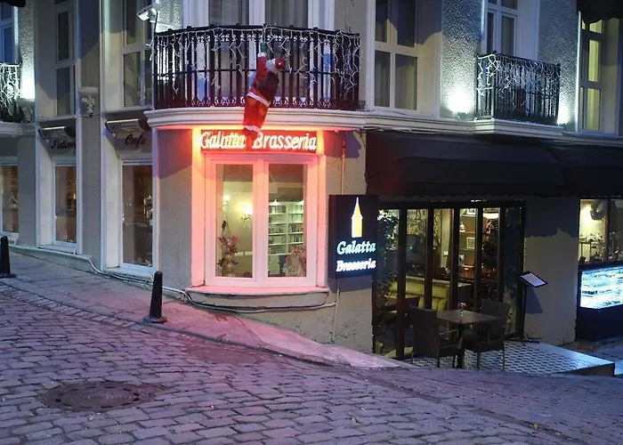 Galata Хостел *